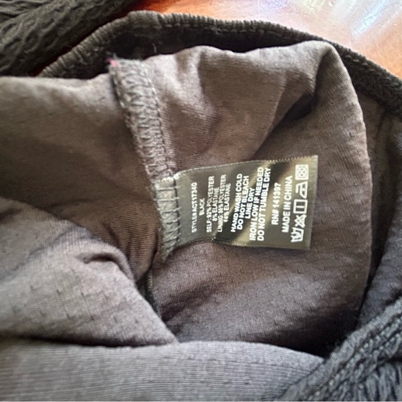 Banana Republic | Ramie Blouse - Picture 11 of 11